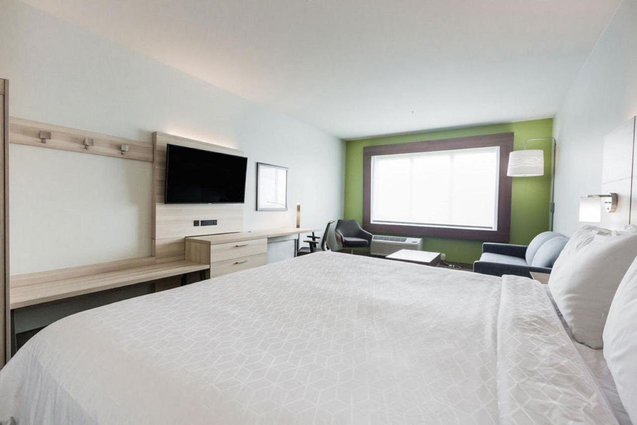 Holiday Inn Express & Suites Edmonton N - St Albert By Ihg Saint Albert Ngoại thất bức ảnh