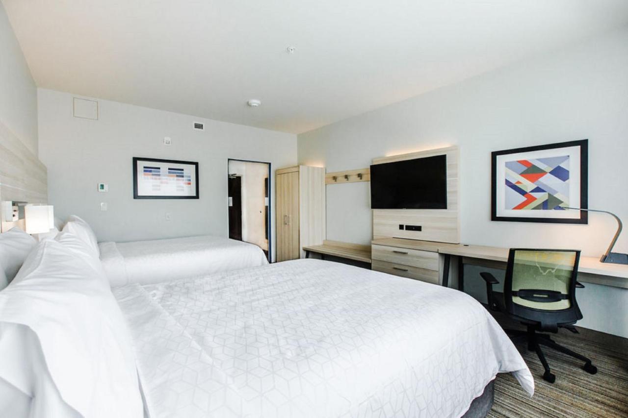 Holiday Inn Express & Suites Edmonton N - St Albert By Ihg Saint Albert Ngoại thất bức ảnh