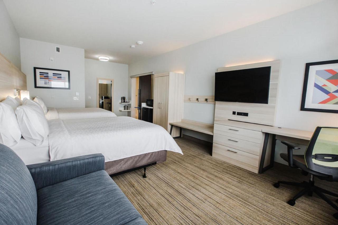 Holiday Inn Express & Suites Edmonton N - St Albert By Ihg Saint Albert Ngoại thất bức ảnh