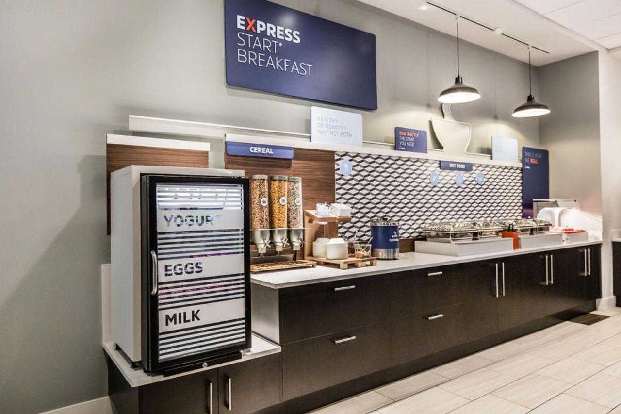 Holiday Inn Express & Suites Edmonton N - St Albert By Ihg Saint Albert Ngoại thất bức ảnh